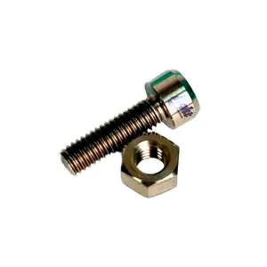 Титановый болт с гайкой в подсидельный зажим Light